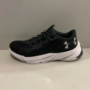 New Under Armour Youth Scramjet 5 Black Grey Running Shoes - Size 5 / EU37.5 NIB